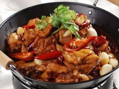 香辣干锅鸡做法与小贴士 七个步骤做出大师级香辣干锅鸡