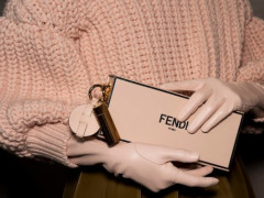 Fendi̫й ɫӲǰٯƼ